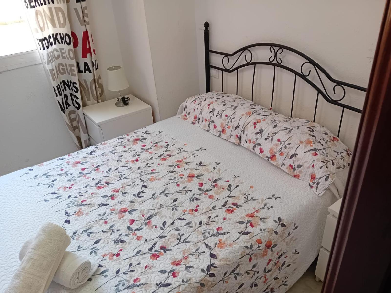 Apartamento Sostoa 1 Малага Экстерьер фото