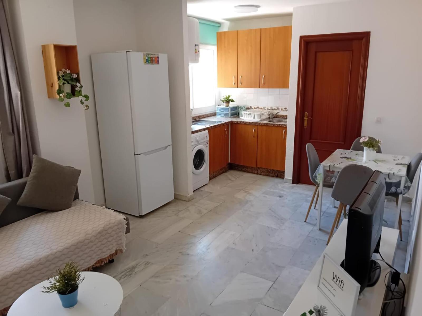 Apartamento Sostoa 1 Малага Экстерьер фото