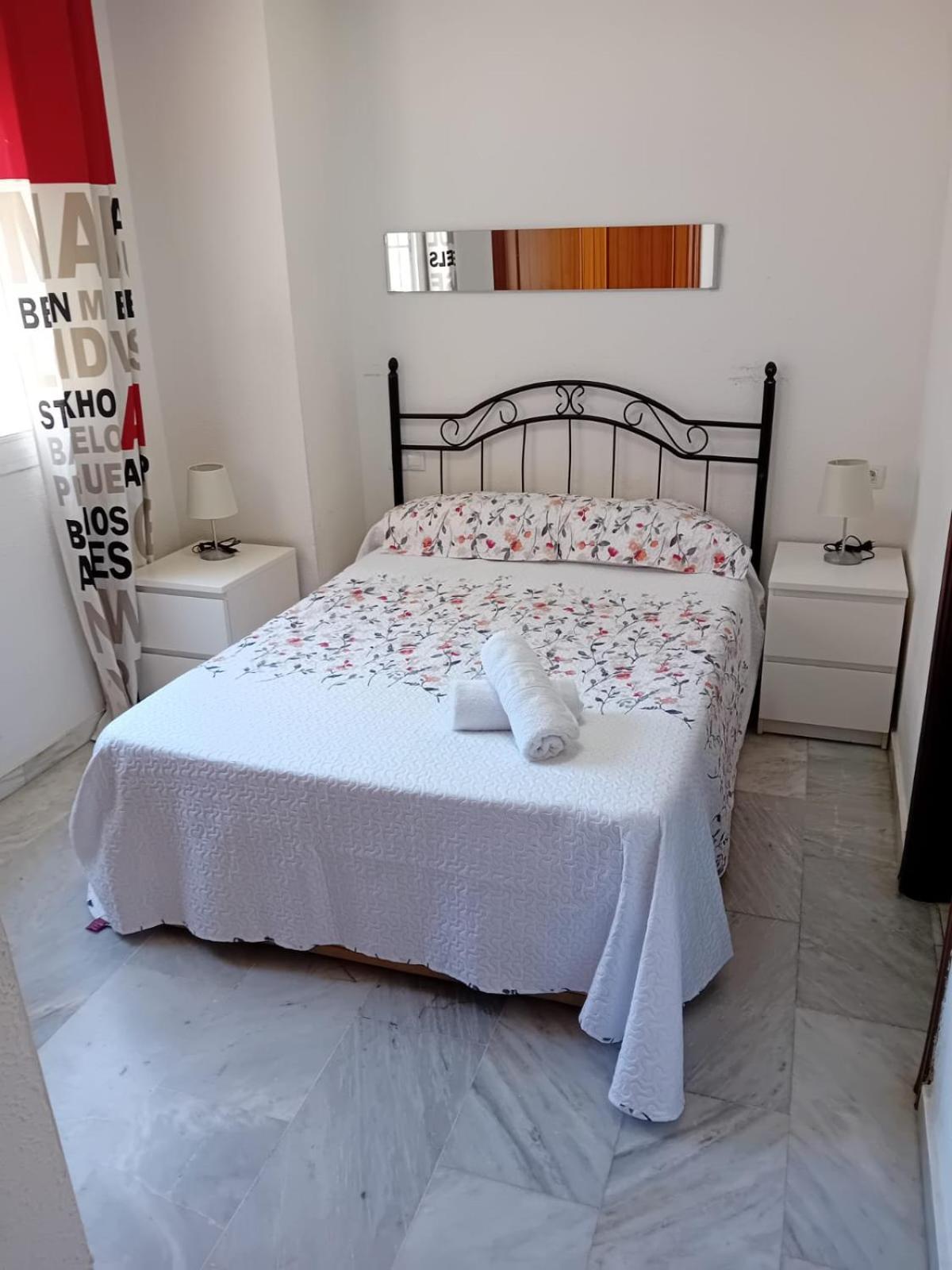 Apartamento Sostoa 1 Малага Экстерьер фото