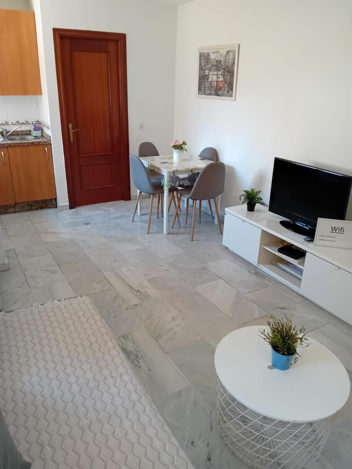 Apartamento Sostoa 1 Малага Экстерьер фото